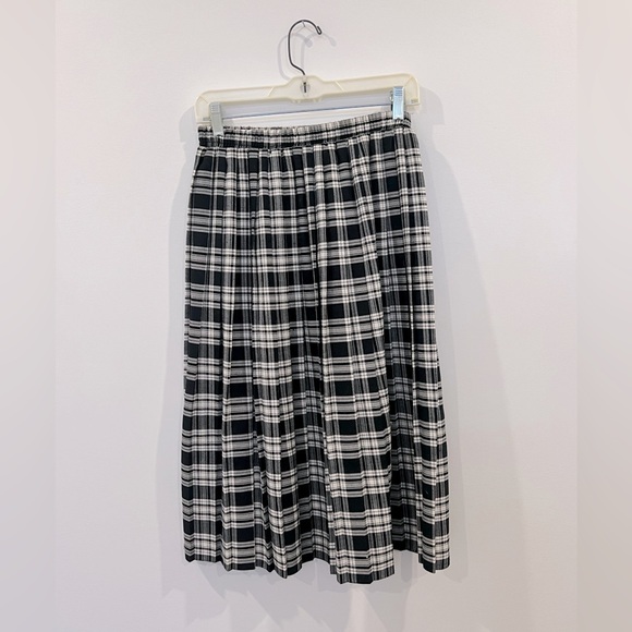 Black and white plaid outlander maxi skirt - Picture 1 of 4